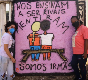 mulheres da coletiva juntas na luta