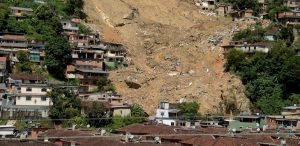 Por que a população negra é a mais afetada pelas enchentes