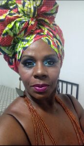 mulher negra de tirbante