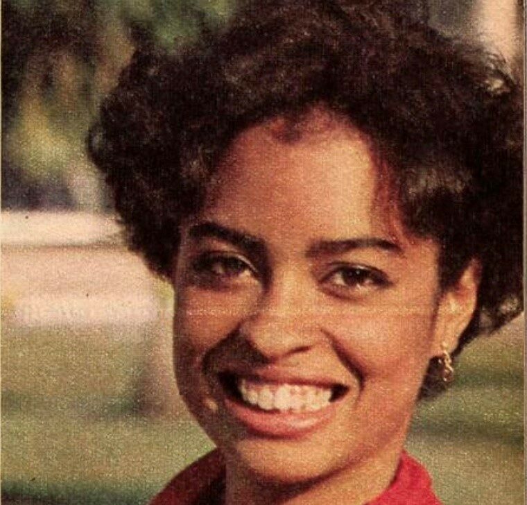 Mônica de Menezes: conheça a primeira diplomata negra brasileira 